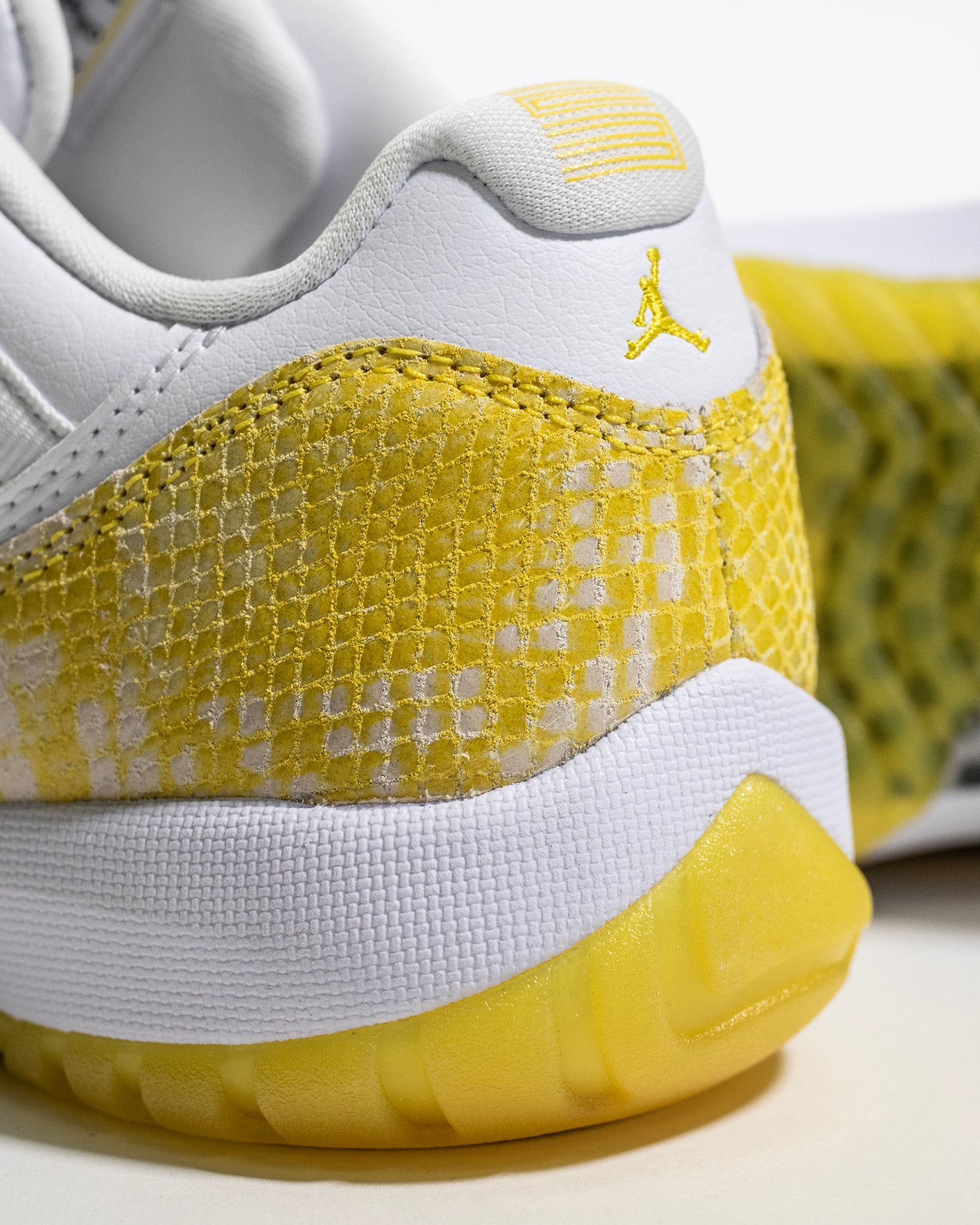 Air Jordan 11 Retro Yellow Snakeskin (Women)