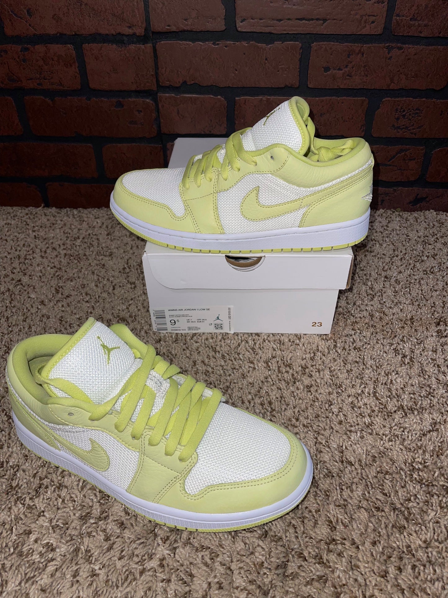 Air Jordan Low Limelight (Women)