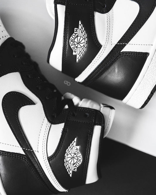 Air Jordan 1 Retro High 85’ Black White