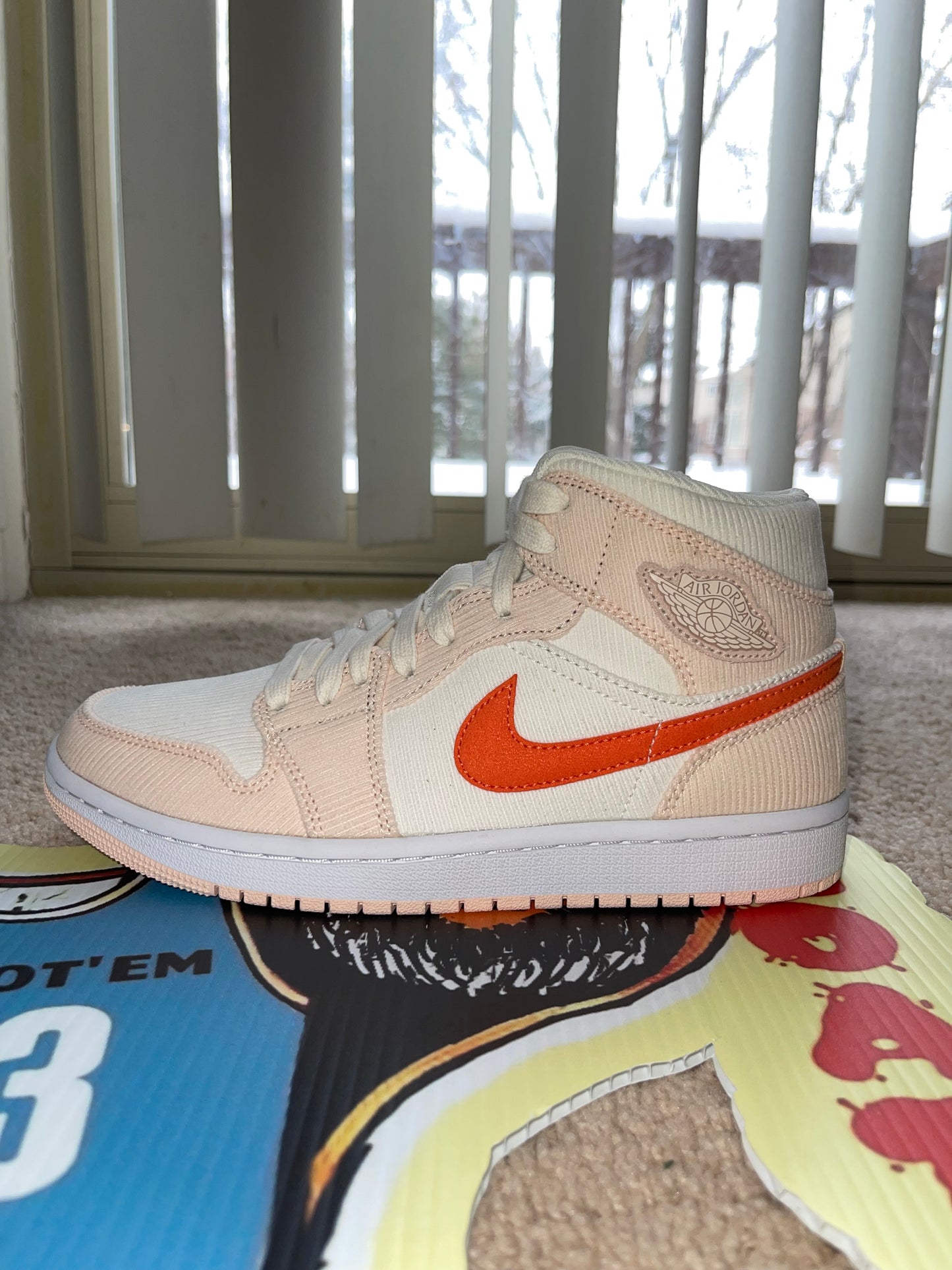 Air Jordan 1 Mid SE Corduroy Sail (Women)