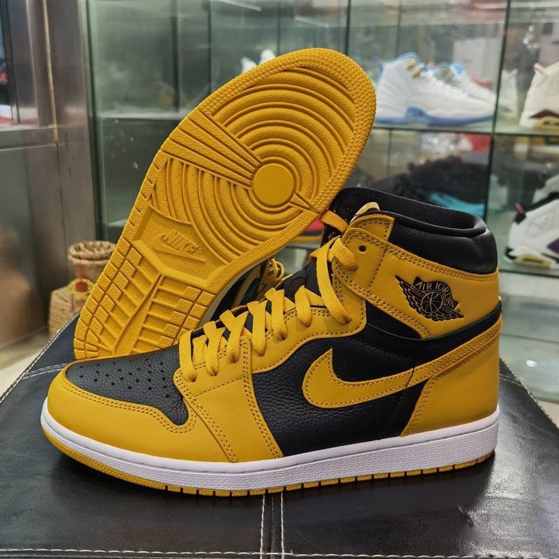 Air Jordan 1 Retro High OG Pollen (Men)